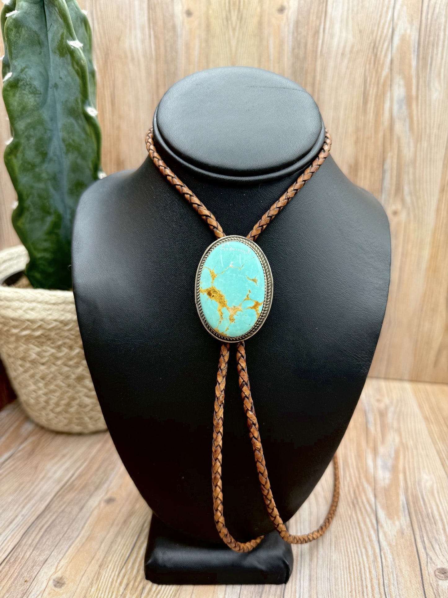 Kingman Turquoise Bolo Tie
