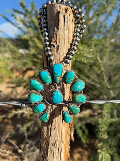 Naja Pendant