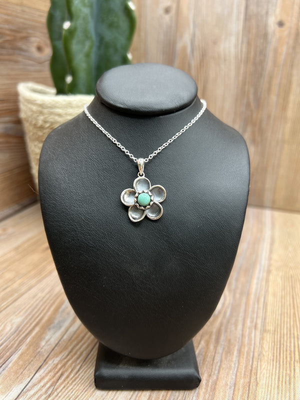 Daisy Pendant