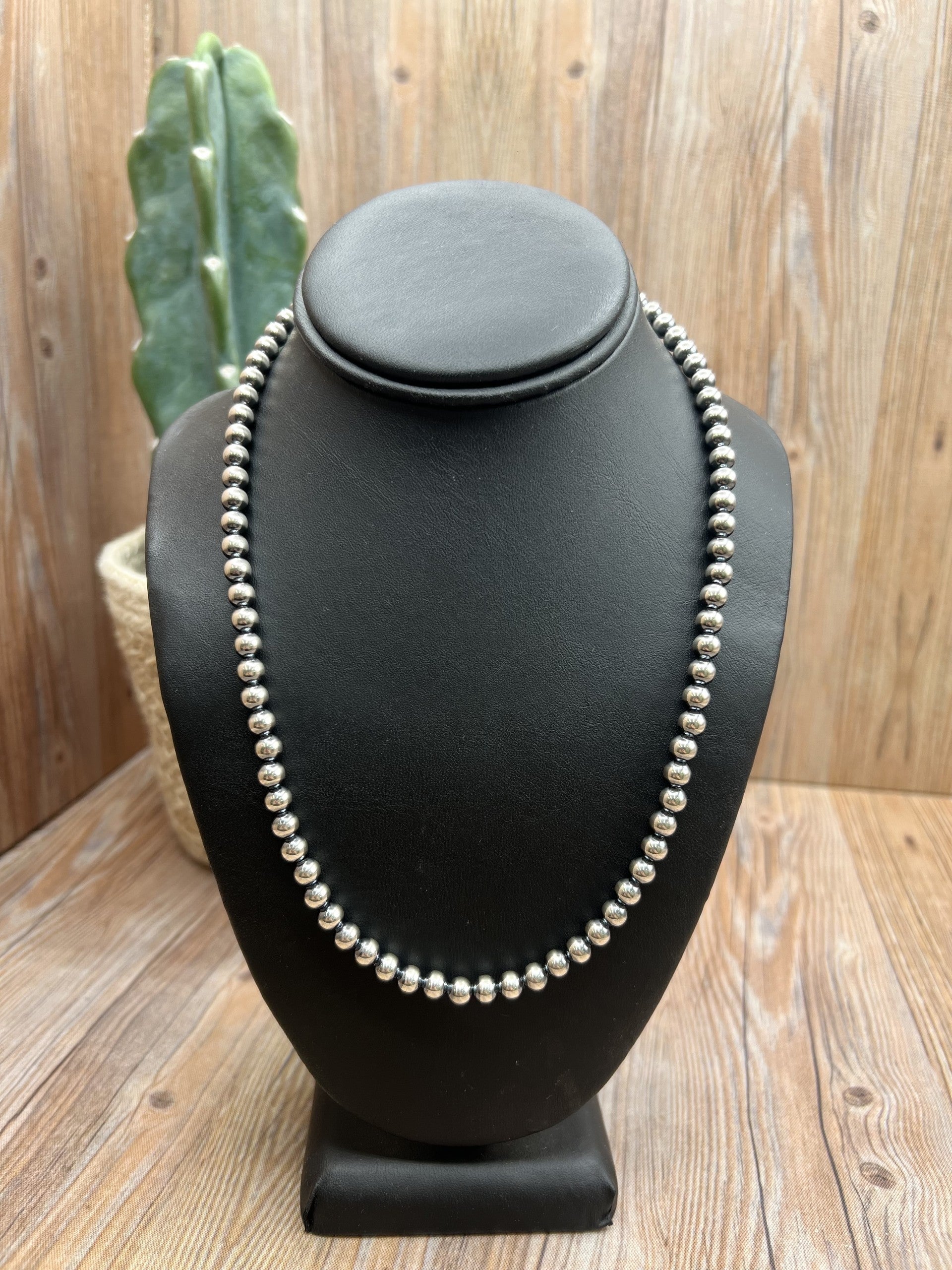 6mm Silver Pearl 20